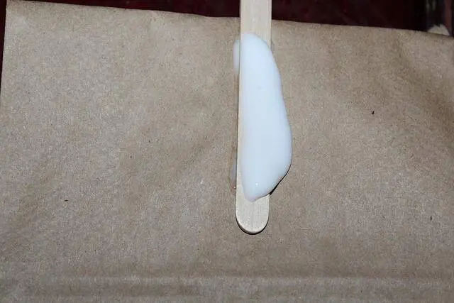 glue on popcicle stick 