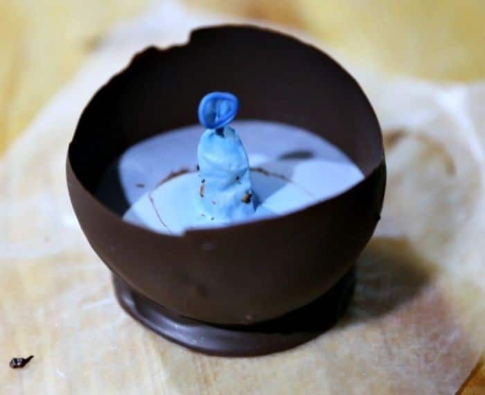 How to Make Chocolate Bowls with Balloons 11 How to Make Chocolate Bowls with Balloons
