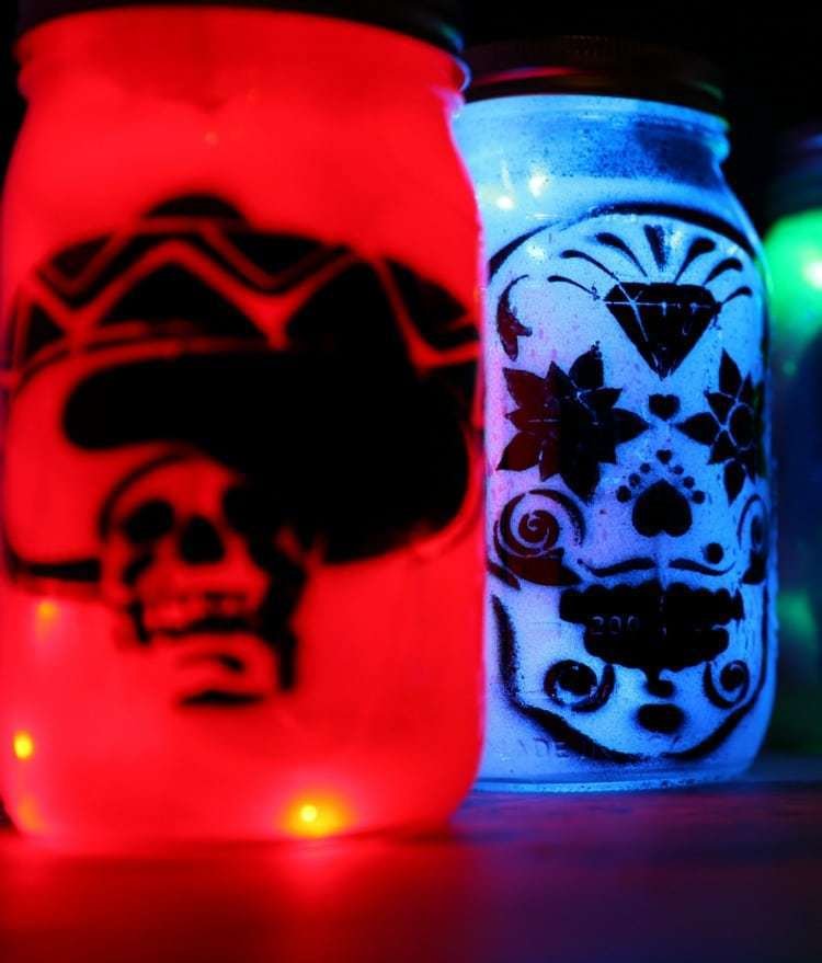 DIY Day of the Dead Mason Jar Lanterns 18 DIY Day of the Dead Mason Jar Lanterns