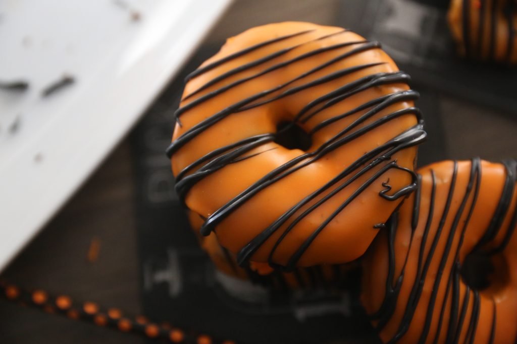 DIY Halloween Dessert Cake Mix Donuts for an Easy Scary Treat 10 DIY Halloween Dessert Cake Mix Donuts for an Easy Scary Treat