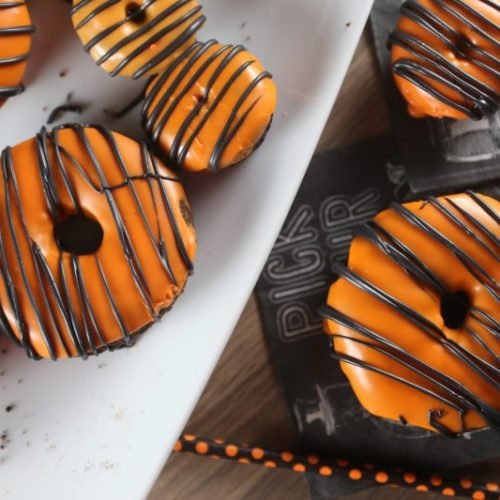 DIY Halloween Dessert Cake Mix Donuts for an Easy Scary Treat 14 DIY Halloween Dessert Cake Mix Donuts for an Easy Scary Treat Halloween Recipes