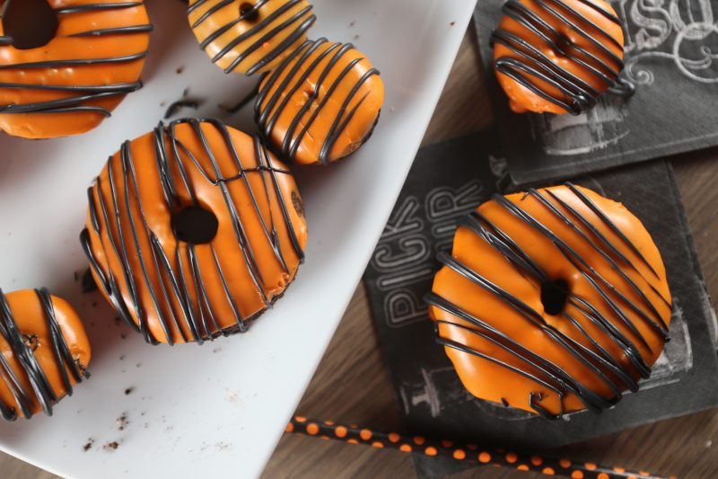 DIY Halloween Dessert Cake Mix Donuts for an Easy Scary Treat 13 DIY Halloween Dessert Cake Mix Donuts for an Easy Scary Treat Halloween Recipes