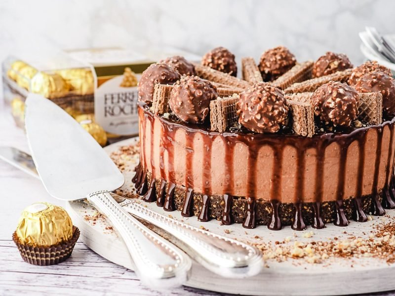 Droolworthy Valentine's Day Cake Recipes 19 Ferrero Rocher Cheesecake