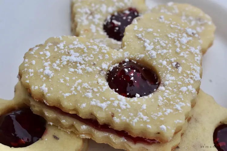 Valentine's Day Cookie Ideas Baked With Love 34 Festively Pretty Raspberry Linzer Cookies