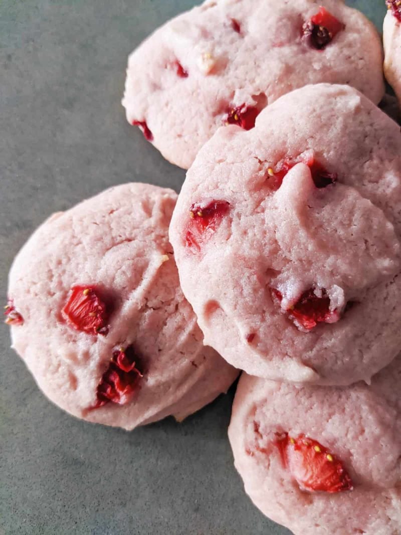 Valentine's Day Cookie Ideas Baked With Love 32 Fresh Strawberry Cookies