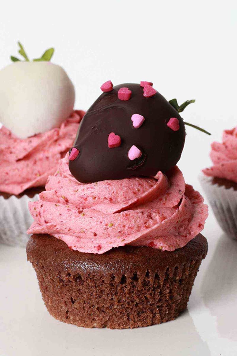 Droolworthy Valentine's Day Cupcakes 14 Vegan Valentine’s Cupcakes