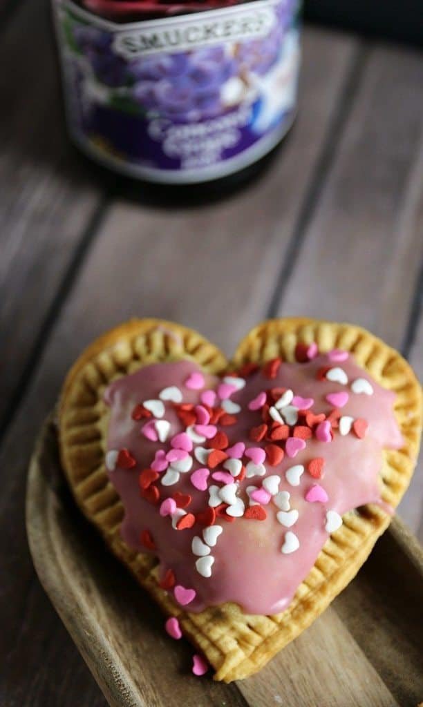 Valentine's Day Heart Pop Tarts 13 Valentine's Day Heart Pop Tarts