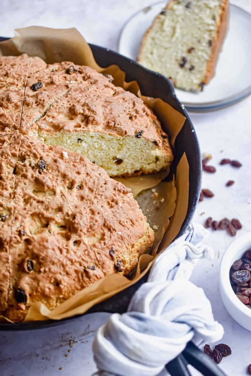 20 Scrumptious St. Patrick's Day Recipes! 11 ONE BOWL SOURDOUGH DISCARD IRISH SODA BREAD