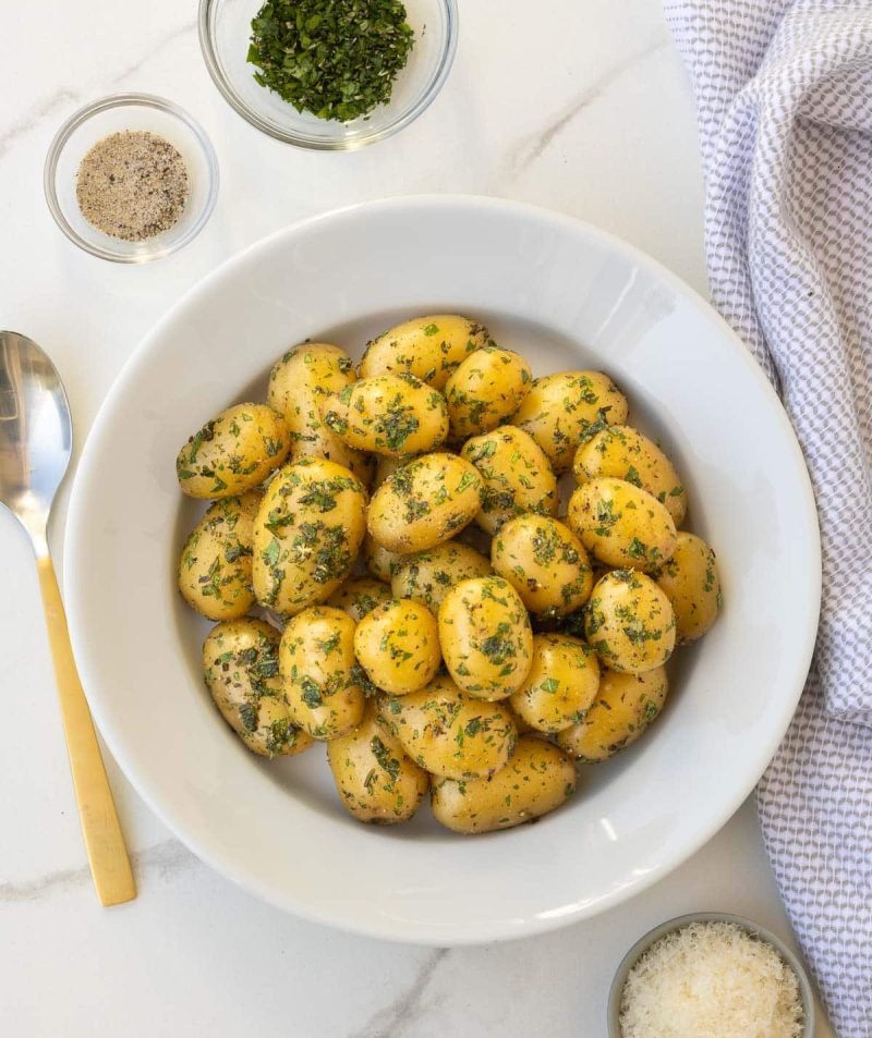 20 Scrumptious St. Patrick's Day Recipes! 30 Buttery Baby Dutch Yellow Potatoes