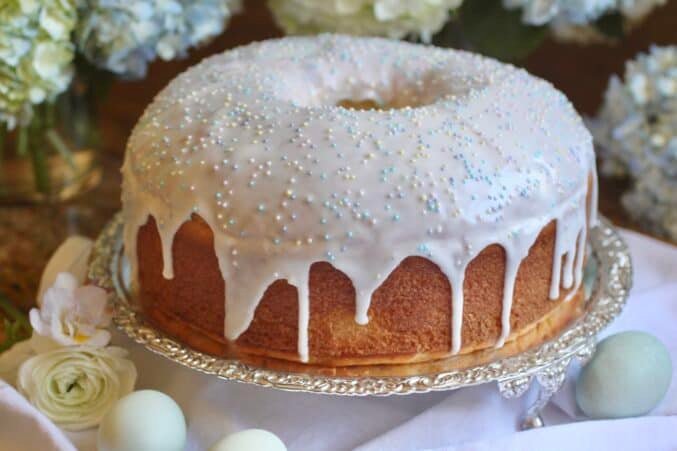 Easter Dessert Recipes and Ideas You Don't Want to Miss 13 Easter Cake (Italian Pigna di Pasqua)