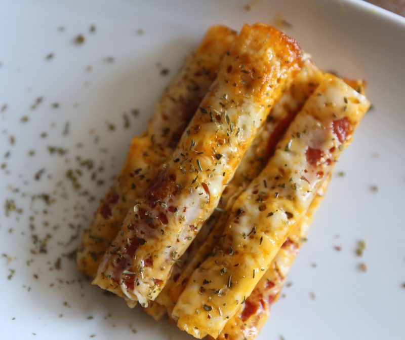 Keto Cheese and Pepperoni Pizza Rolls 12 Keto Cheese and Pepperoni Pizza Rolls