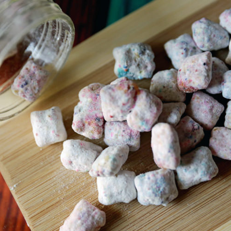 Tie-Dye White Chocolate Muddy Buddies 15 Tie-Dye White Chocolate Muddy Buddies