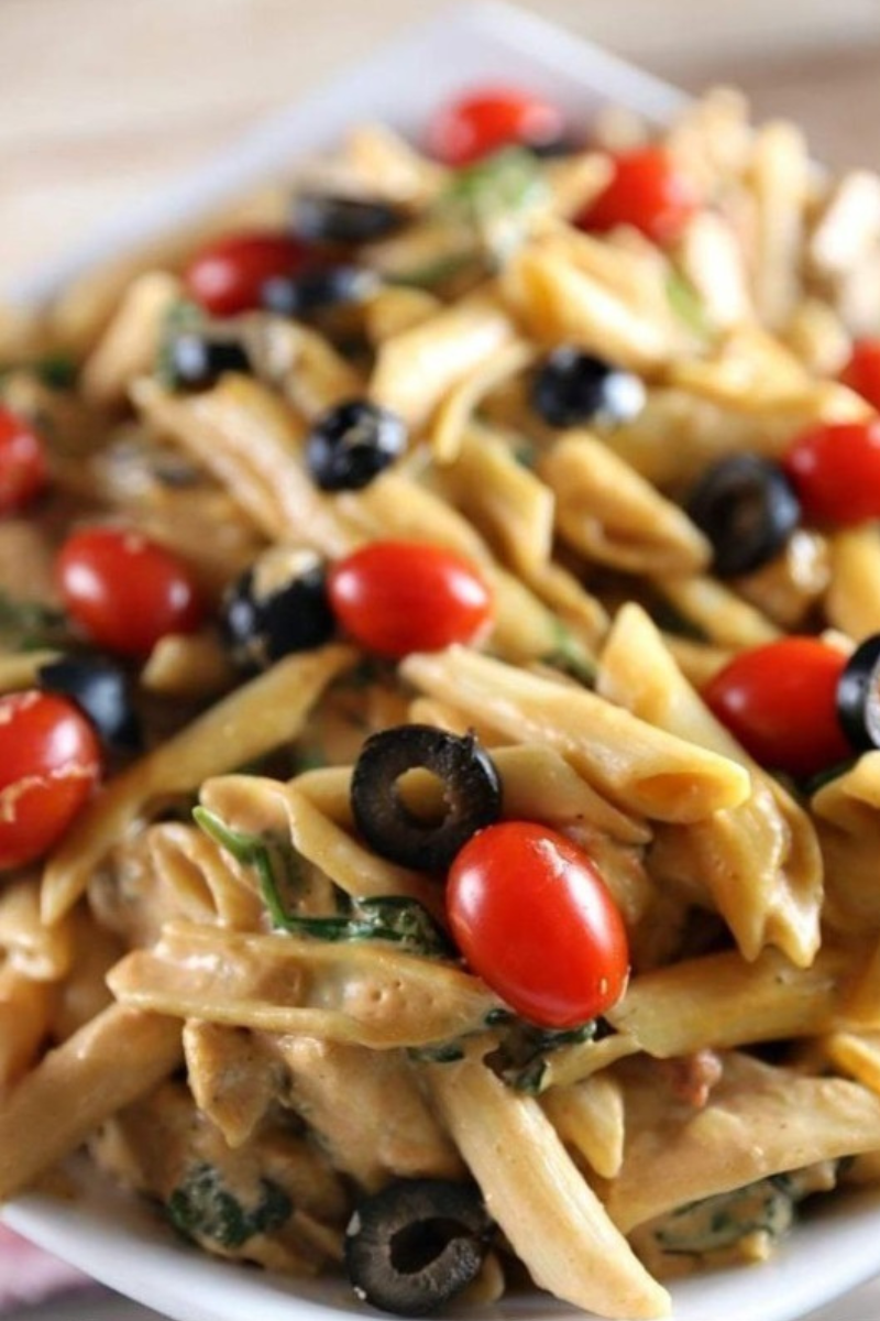 Creamy Tomato Chicken and Spinach Pasta