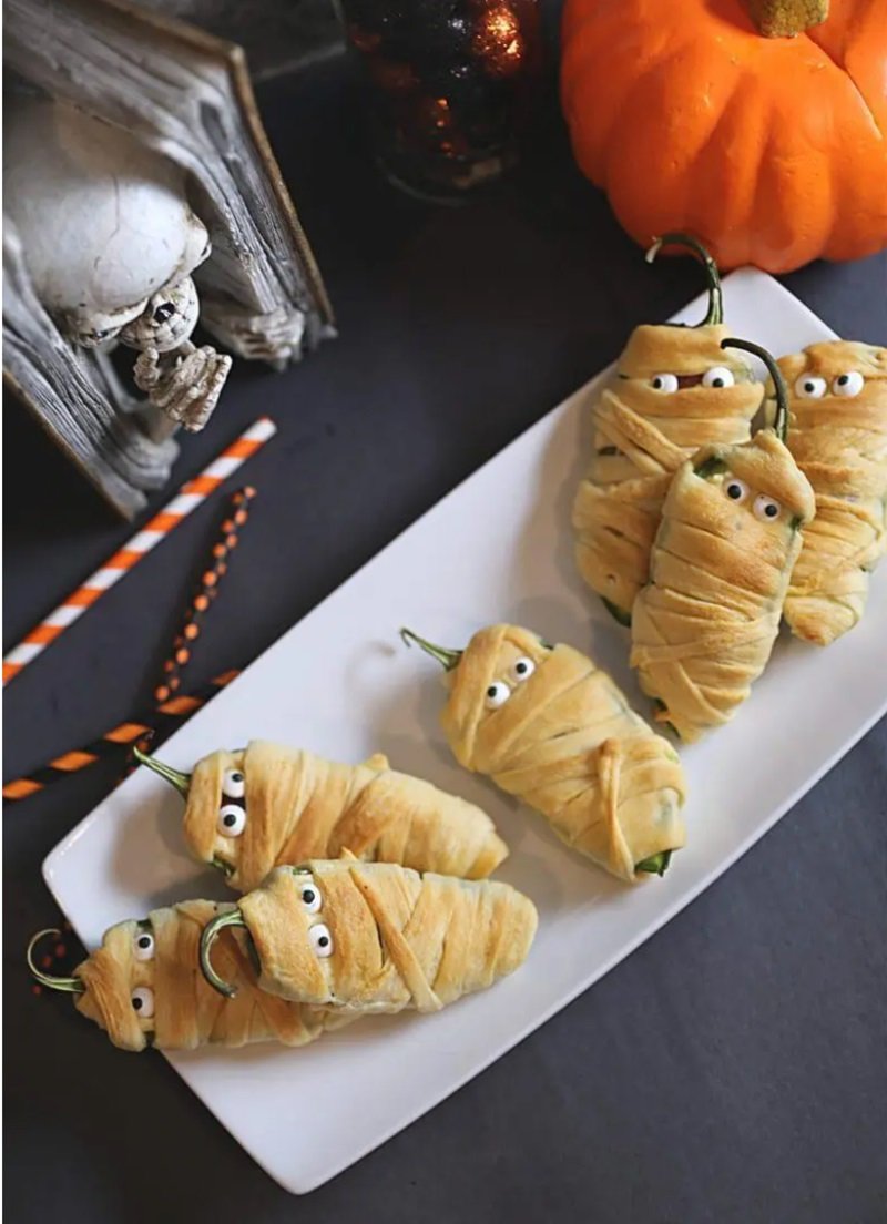 Super Duper Halloween Mummy Jalapeno Poppers with Lit'l Smokies 13 Halloween Mummy Jalapeno Poppers