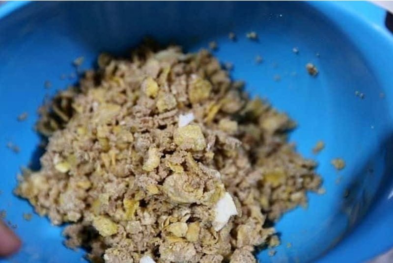 cereal and brown sugar in bowl