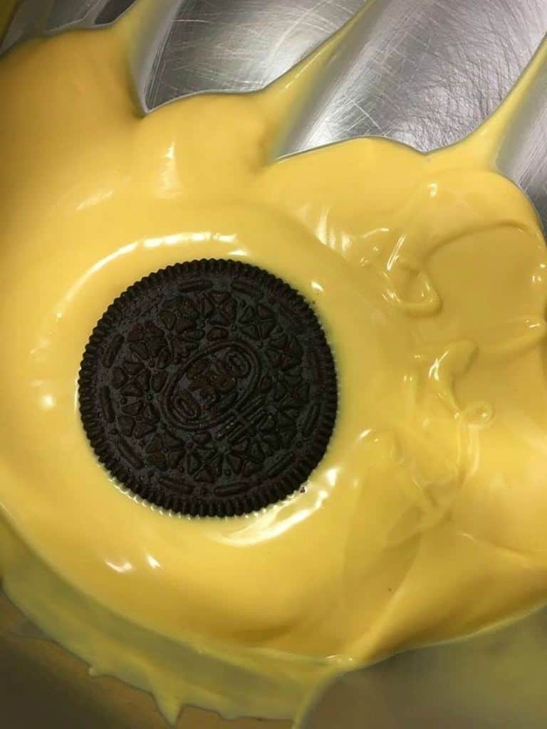 Bumble Bee Oreo Cookies 12 Bubble Bee Oreo Cookies