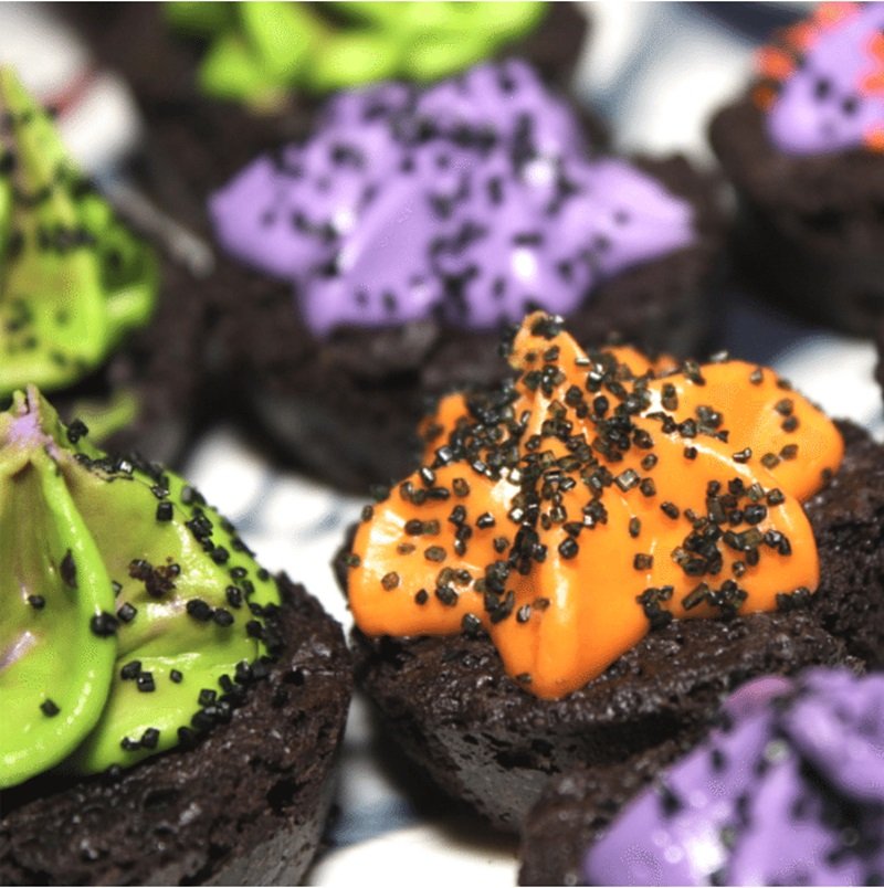 Halloween Brownies with Vanilla Frosting 