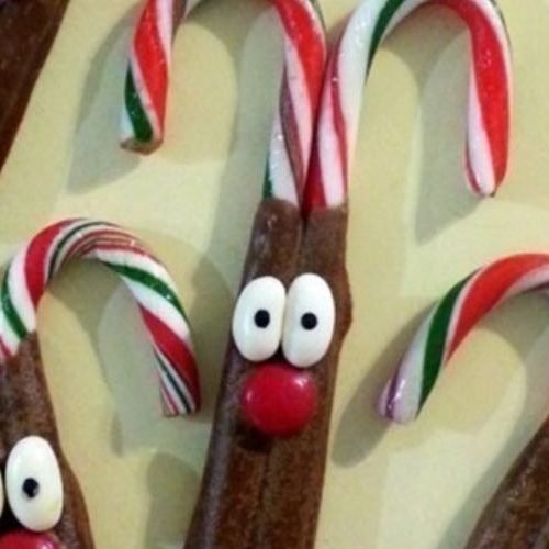 Candy Cane Reindeer! 12 Candy Cane Reindeer!