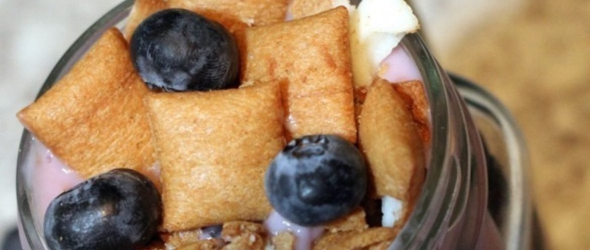 Blueberry Pie Yogurt Parfaits