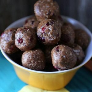 No-Bake Chocolate Peanut Butter Breakfast Balls 15 Chocolate Peanut Butter Breakfast Balls with Chia Seed