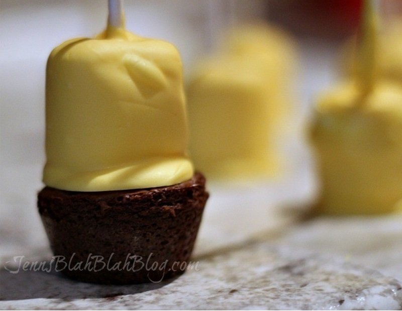 Easy to Make Minions Brownies Recipe 14 DIY Easy Minions Brownies Recipe