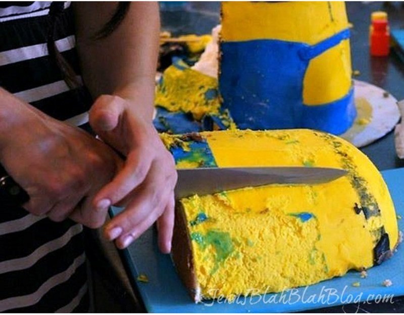 Homemade Minions Cake Recipe 14 Minions Cake