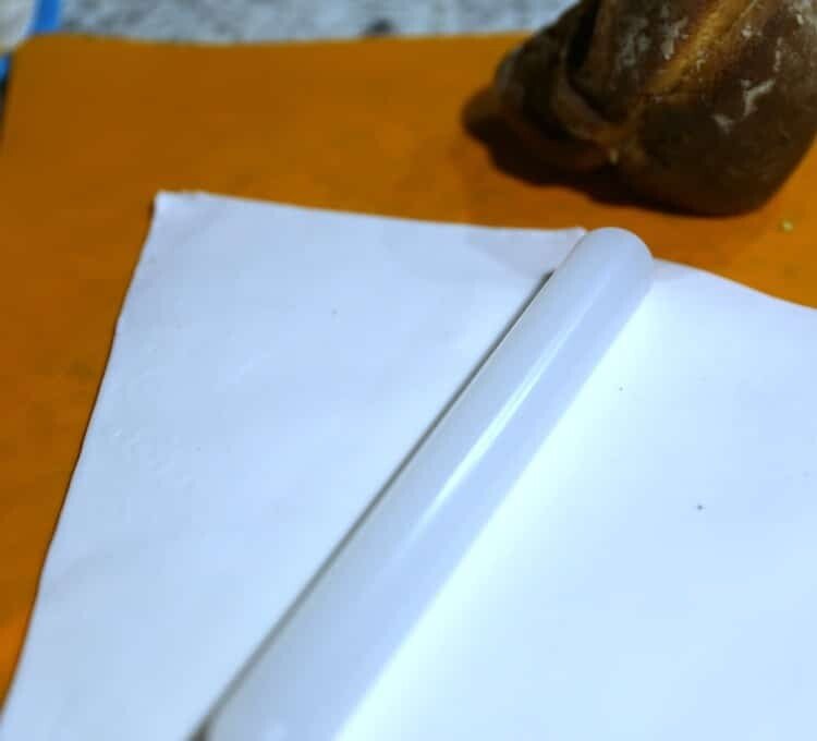 white fondant
