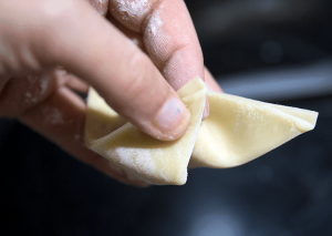 Strawberry Jalapeño Cream Cheese Wontons 27 Strawberry Jalapeno Cream Cheese Wontons