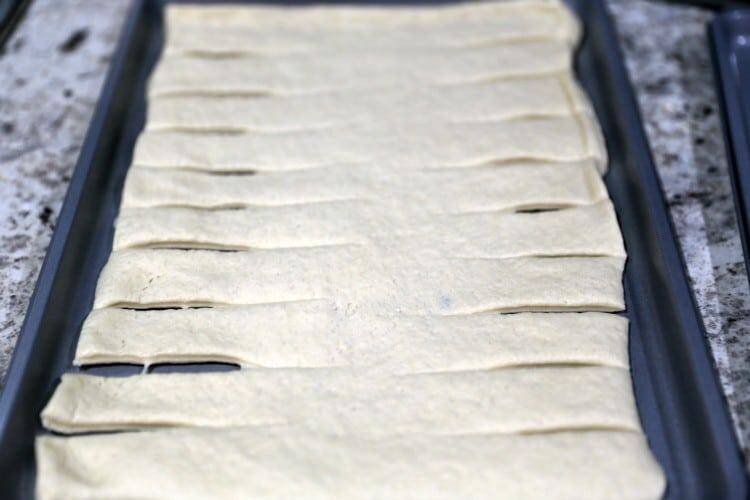 Quick and Easy Pepperoni Pizza Braid 12 Pepperoni Pizza Braid