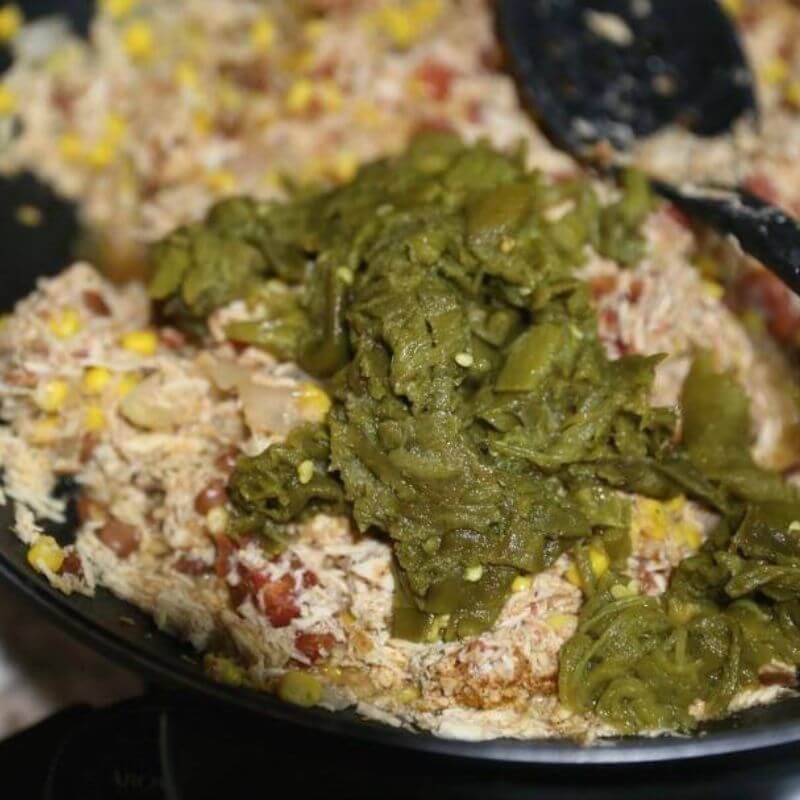 Easy Green Chili Chicken Taco Braid 15 added hatch green chili to shredded chicken