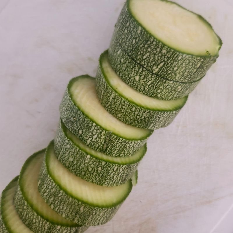 Healthy Baked Zucchini 11 sliced zucchini
