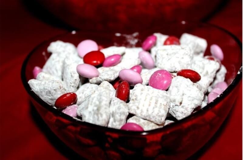 Valentine’s Day Muddy Buddies 10 Valentine’s Day Muddy Buddies