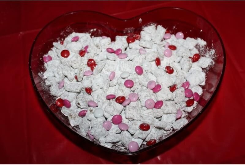 Valentine’s Day Muddy Buddies 17 Valentine’s Day Muddy Buddies