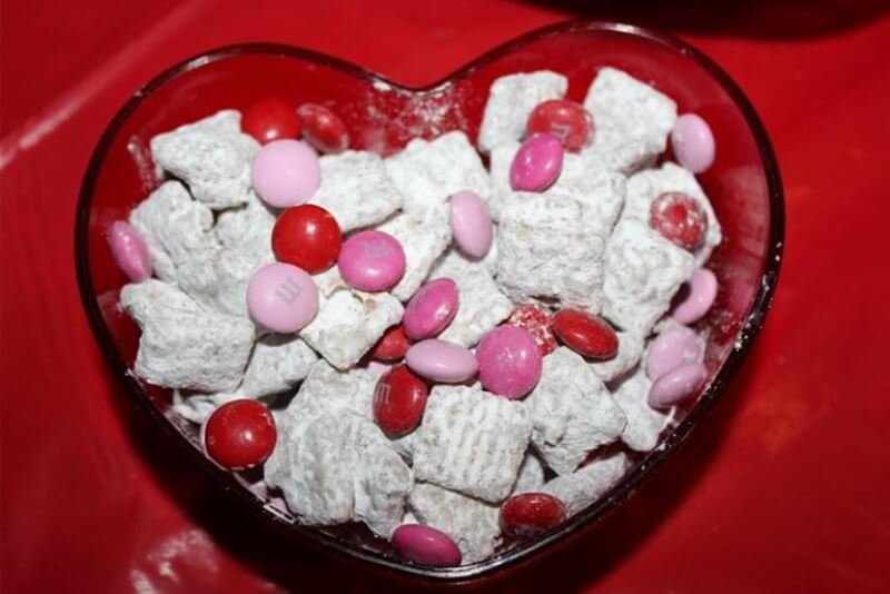 Valentine’s Day Muddy Buddies 18 Valentine’s Day Muddy Buddies