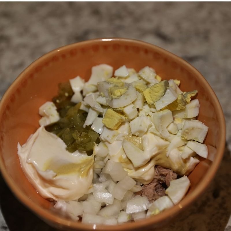 Dill Tuna Lettuce Wrap: High Protein Lunch I Ate on Repeat to Lose 70lbs 13 dill tuna in orange bowl