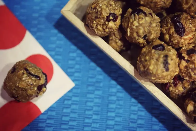 Ancient Grains Granola & Peanut Butter Energy Balls Recipe with Chia Seed