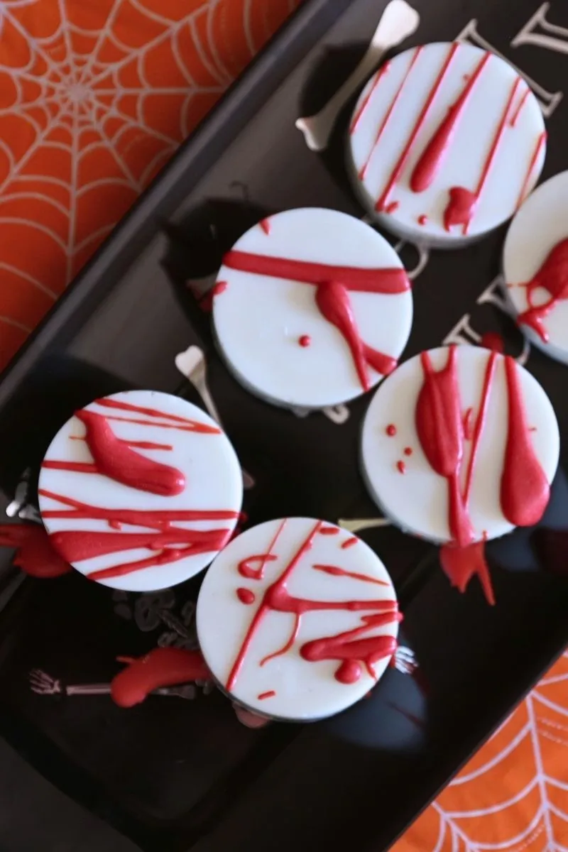 Easy Halloween Blood Splattered Chocolate Covered Oreos